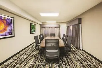 La Quinta By Wyndham East 3*