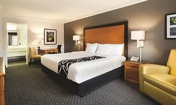 La Quinta By Wyndham East Hotel 3*