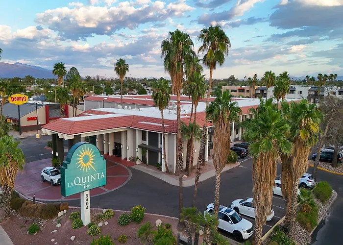 Hotel La Quinta By Wyndham East