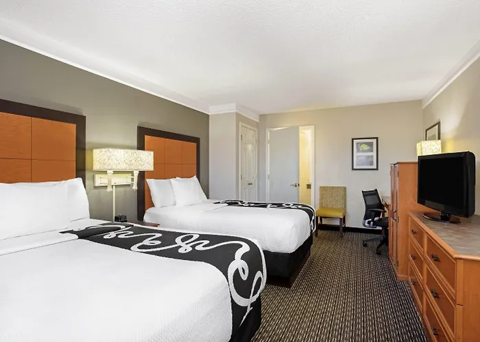 Hotel La Quinta By Wyndham East