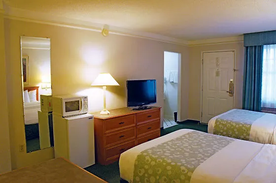 La Quinta By Wyndham East 3*